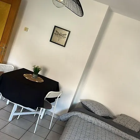 Lägenhet Calme, Parking, Wifi, Netflix